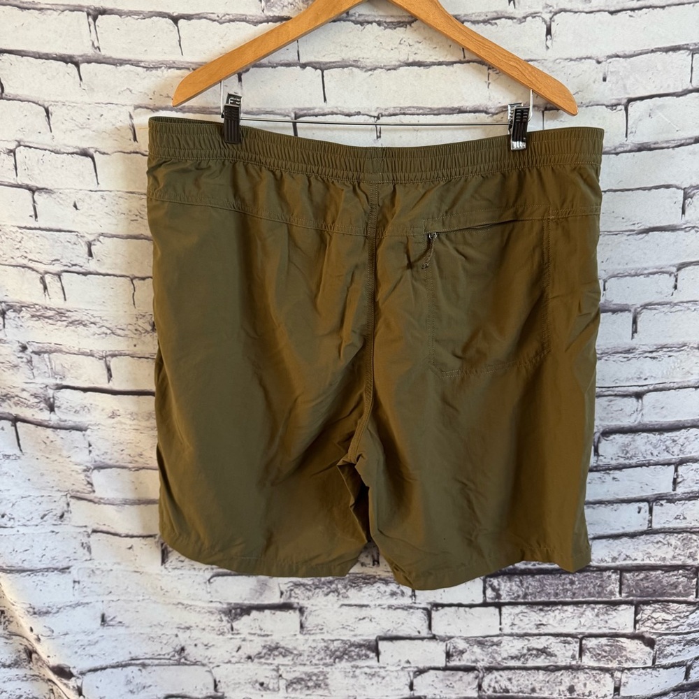 The North Face Olive Green Hiking Shorts SZ XXL - Picture 2 of 4